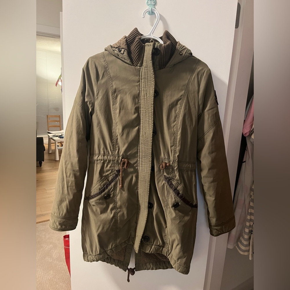A&F Women’s coat size 6